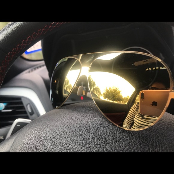 Sunglasses - Picture 2 of 8